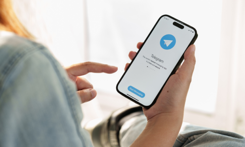 Top Tips for WhatsApp Web and Telegram Download in Hong Kong